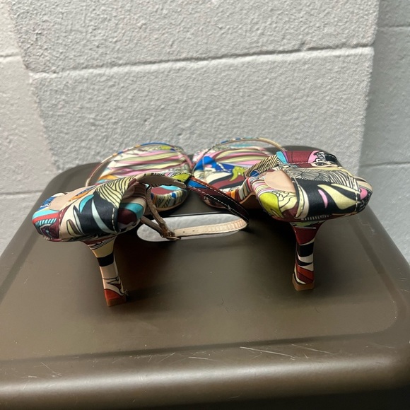 Miss Lola Colorful Patterned Sandals - Picture 3 of 7